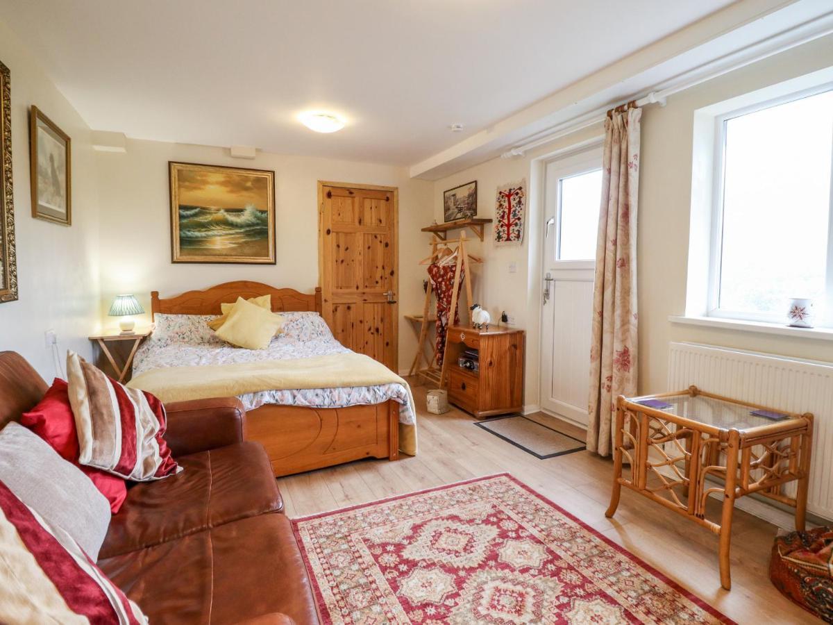 Westoe Hideaway Villa Llangollen Bagian luar foto